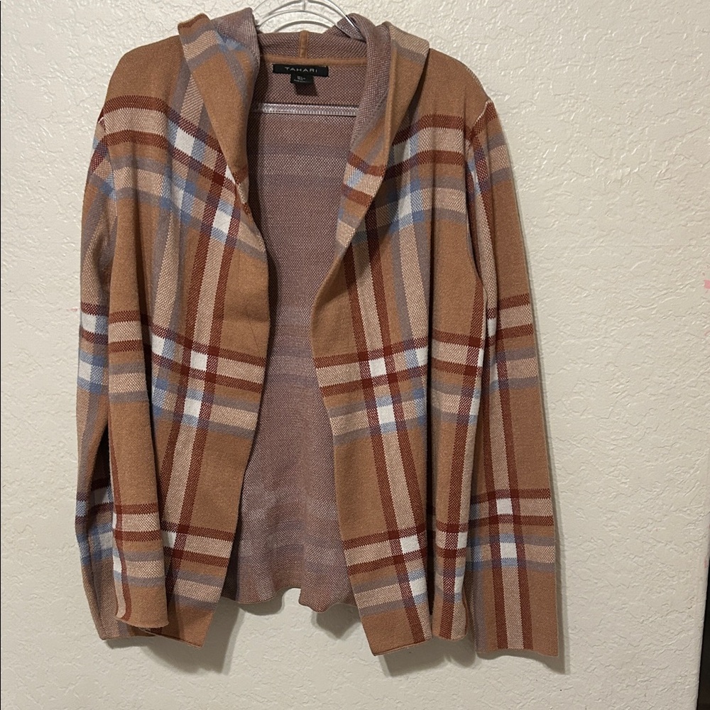 🎠Tahari Plaid cardigan tan brown open front hooded size L GUC - Picture 2 of 10